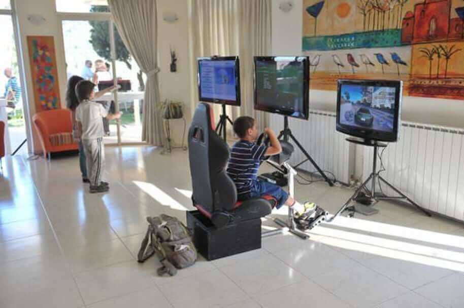 30E59014-52C0-B3AC-00F4-47D0BC5BEE6E