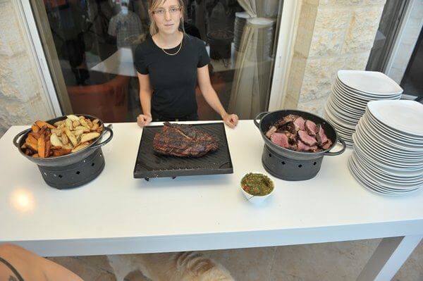 35EA9865-B54C-AF36-234C-B28592F71A7B