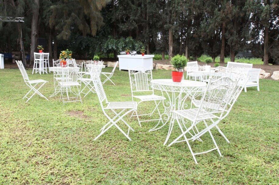 B4A805F5-96EF-E112-4426-92F517B13025