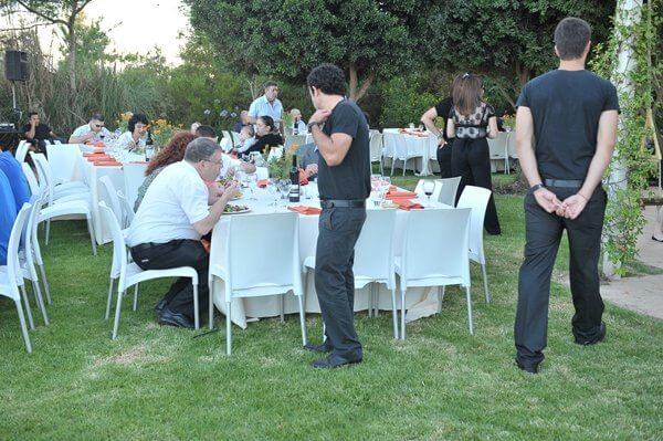 C1C816CC-2820-8652-B1EF-11DA0EEFCF5A