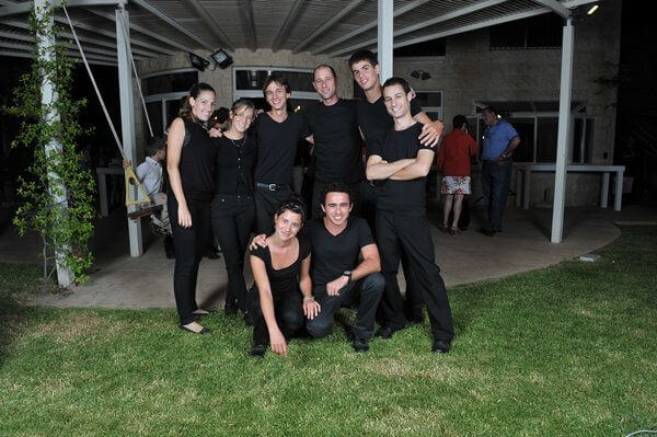 מלצרים לחתונה ואירועים