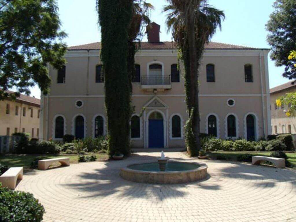 EA156EFB-E207-B961-19DC-956681D9C91F