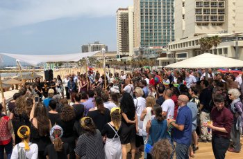 גורדו - אירועים על הים