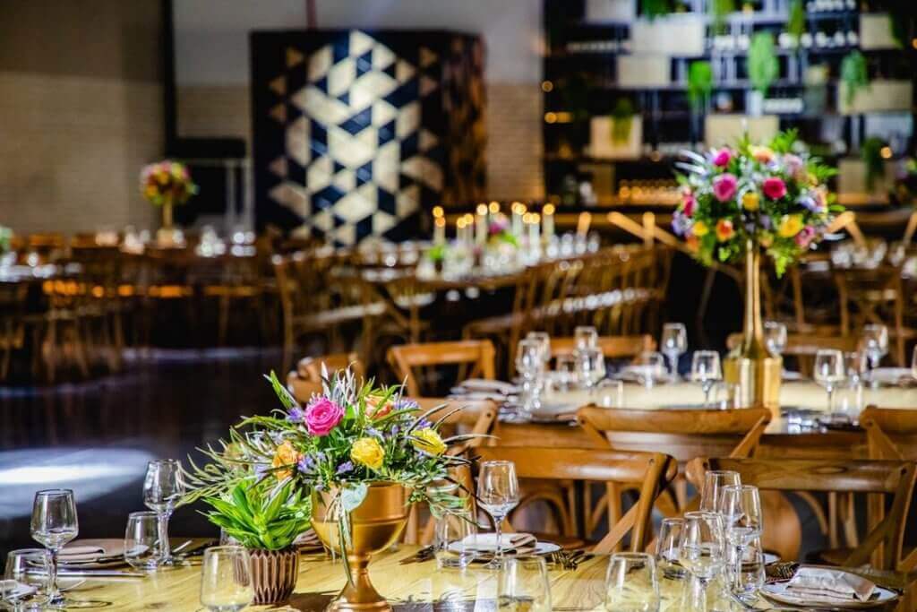 פרחים לדקורציה אמורה חתונות