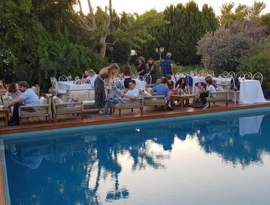 כמות אורחים: