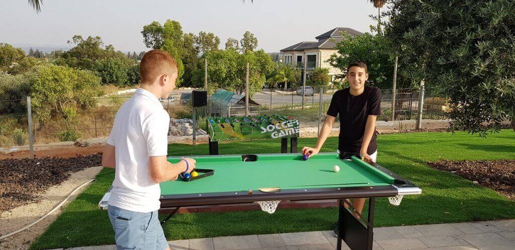 כמות אורחים: