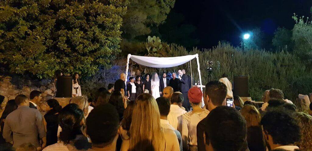 החתונה של אלמוג ונוי