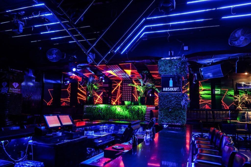 מועדון לאירועים עד 500 איש