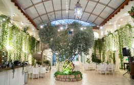 אירוע בוטיק