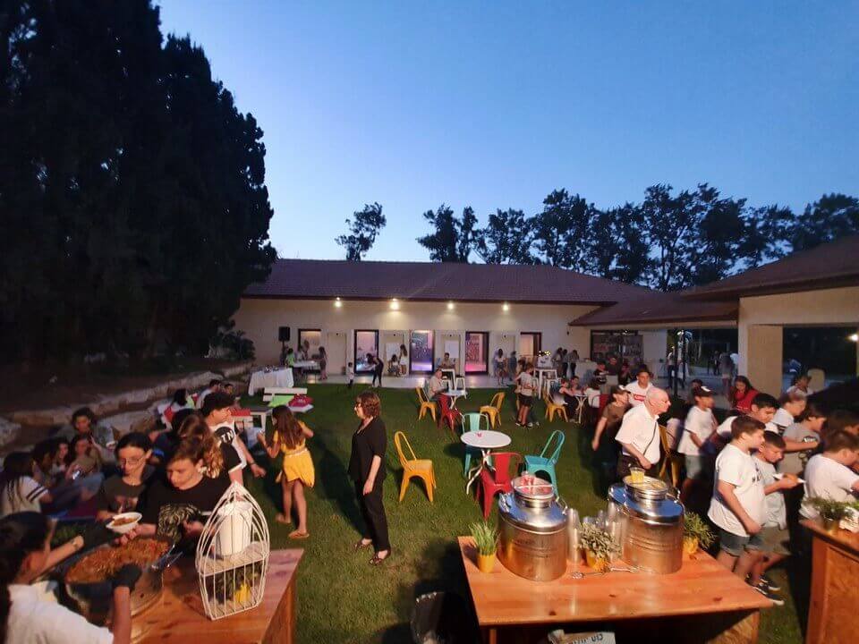 אירוע בר מצווה בערב