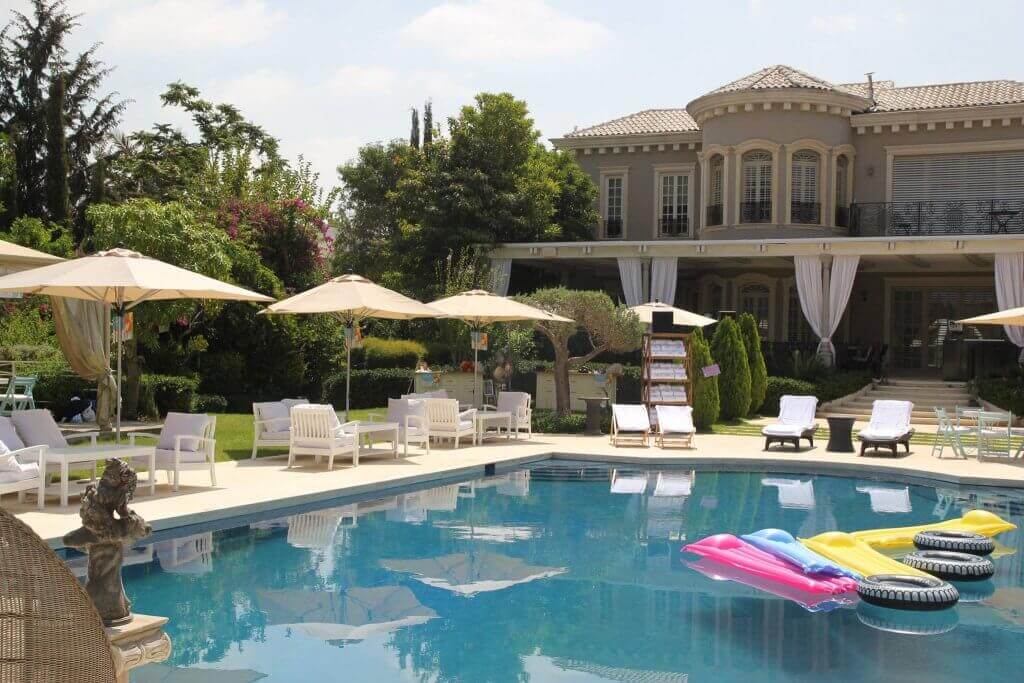 למה שילוב בריכה באירוע בר מצווה זה הדבר הכי טוב עבורכם?