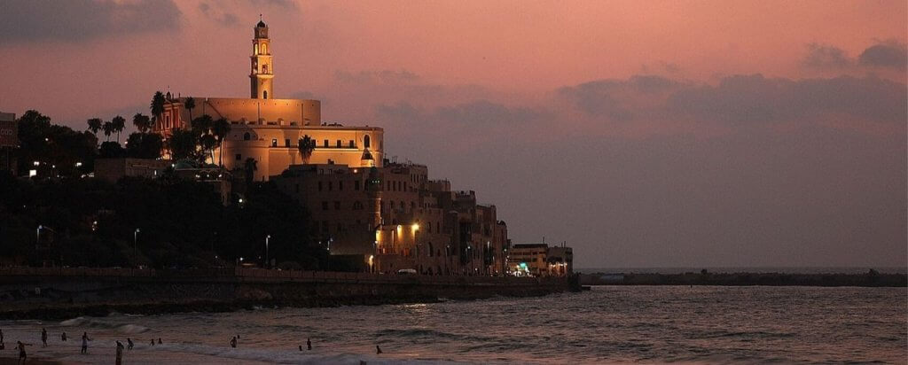 הקסם של חתונות באולמות של יפו בלילה