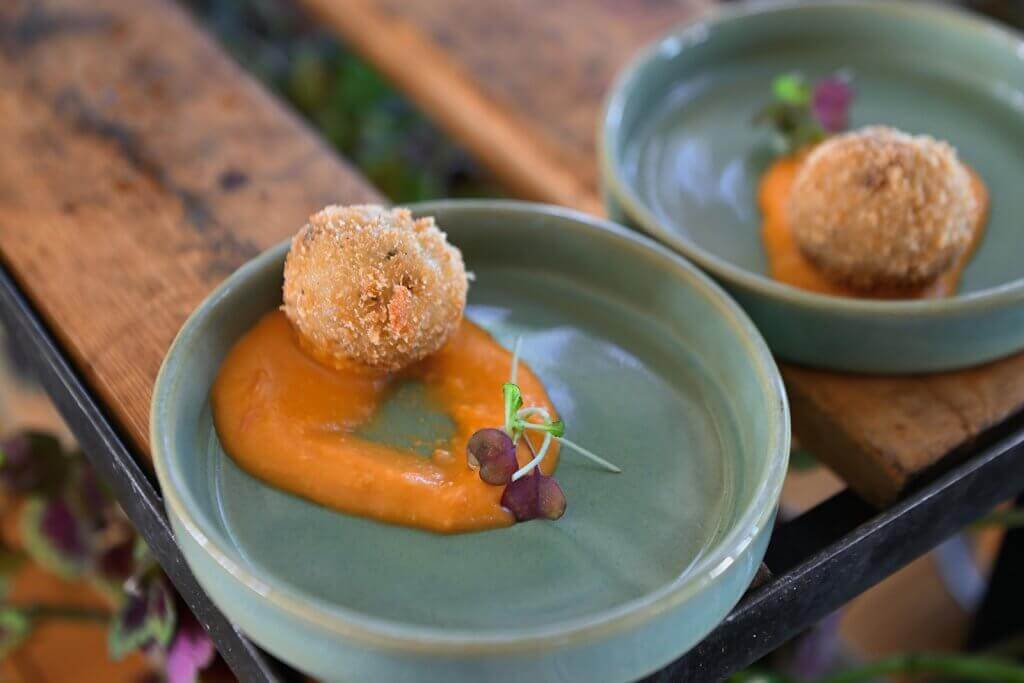 325776387_921125958908766_8342090999506971185_n