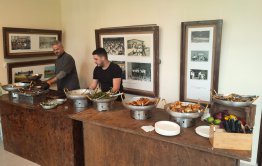 מזנוני אוכל הבית בכפר בשרון