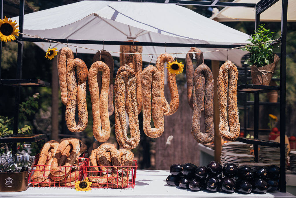 מזנוני אוכל מעוצבים לאירועי צהרים בשישי